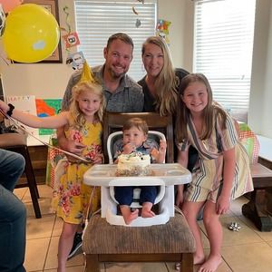 Meet your Posher, Lori